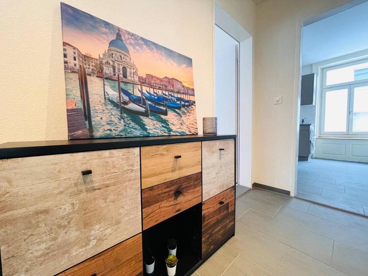 Beautiful, Bright, Large Apartment With Balcony Smarttv サンクト・ガーレン エクステリア 写真